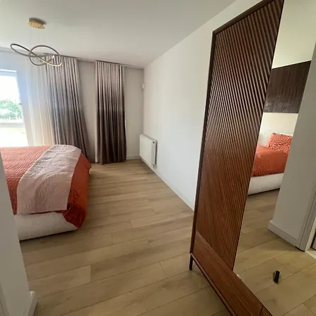 Stylish Superking And King Ensuite Bedrooms In 홈스테이 더블린