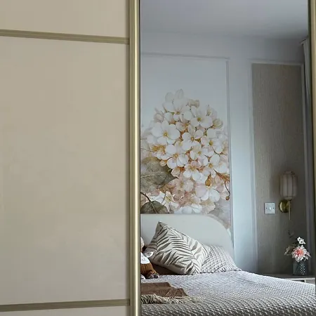 Stylish Superking And King Ensuite Bedrooms In *