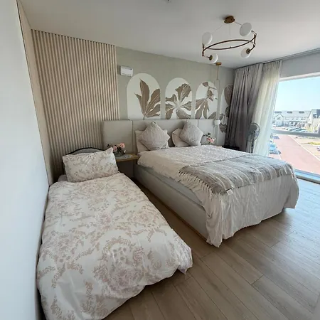 Stylish Superking And King Ensuite Bedrooms In Dublin-free Parking- 15 Min Airport Rum i privatbostad