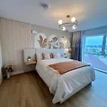 홈스테이 Stylish Superking And King Ensuite Bedrooms In Dublin-free Parking- 15 Min Airport