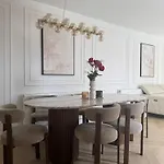 Stylish Superking And King Ensuite Bedrooms In Dublin-free Parking- 15 Min Airport 홈스테이 더블린